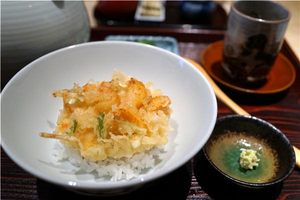 但不喜歡的食材如茗荷,即使放在天婦羅名店裡也是喜歡不起來