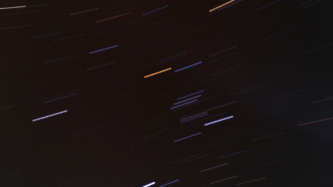 能不能\/怎样能在用手机拍下夜里星星的照片呢