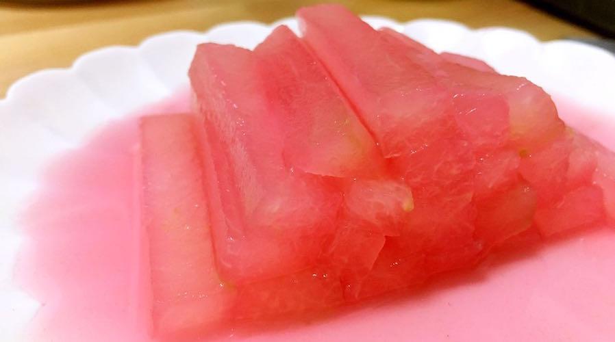 西瓜怎么切块装盒 bc35b4ff3246f30b34519be8cb8c7916_1440w.jpg?source=172ae18b