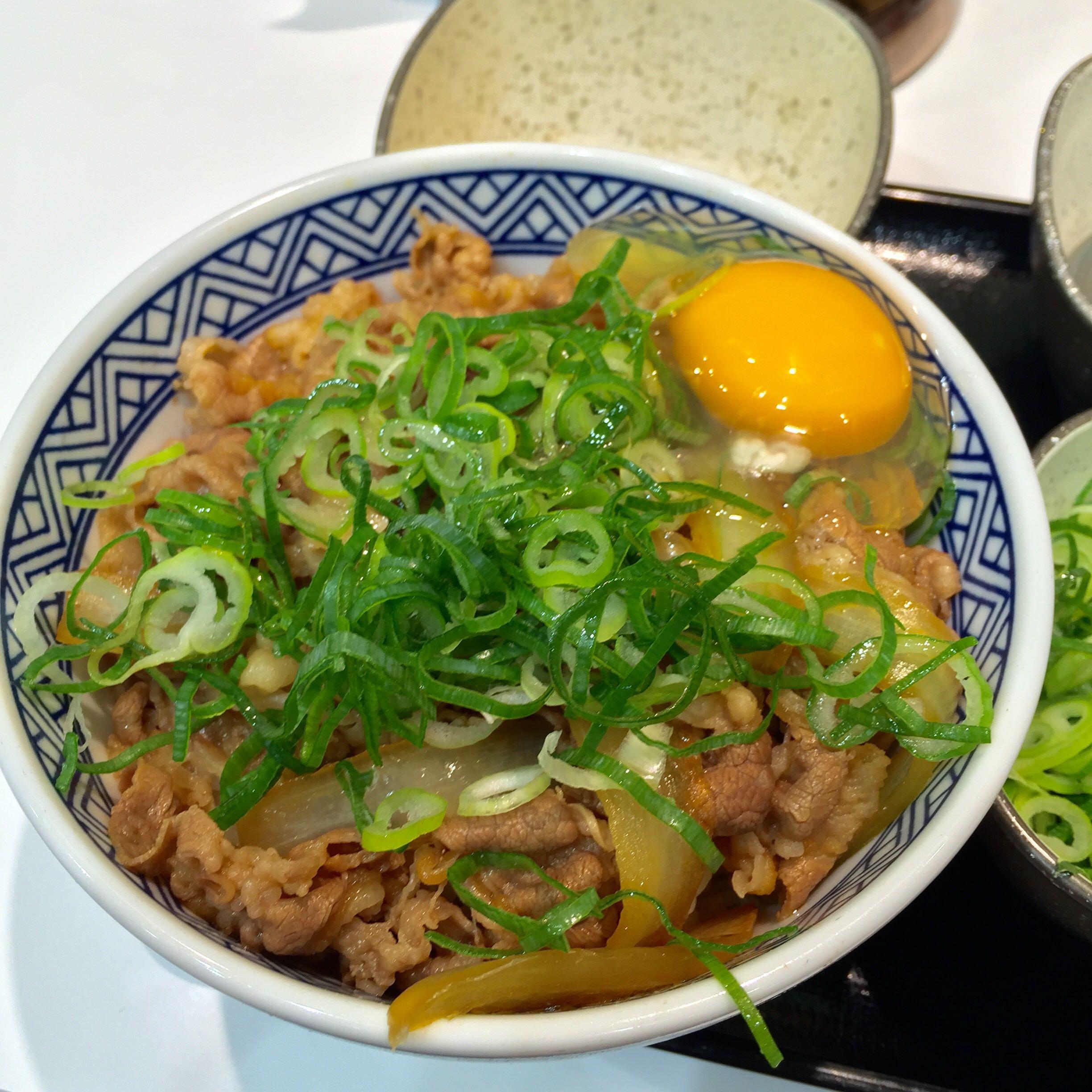 日本的生鸡蛋酱油拌饭好吃吗?如何制作?