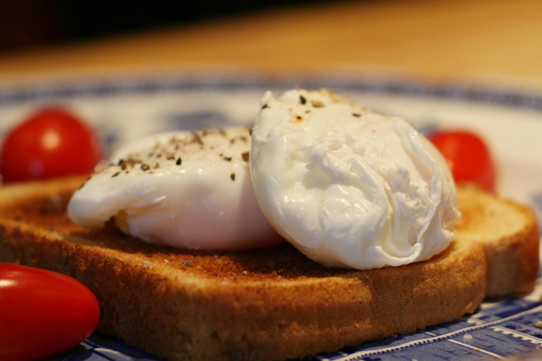 好吃又好看的水波蛋,基本上如下图(请google关键词:poached egg)