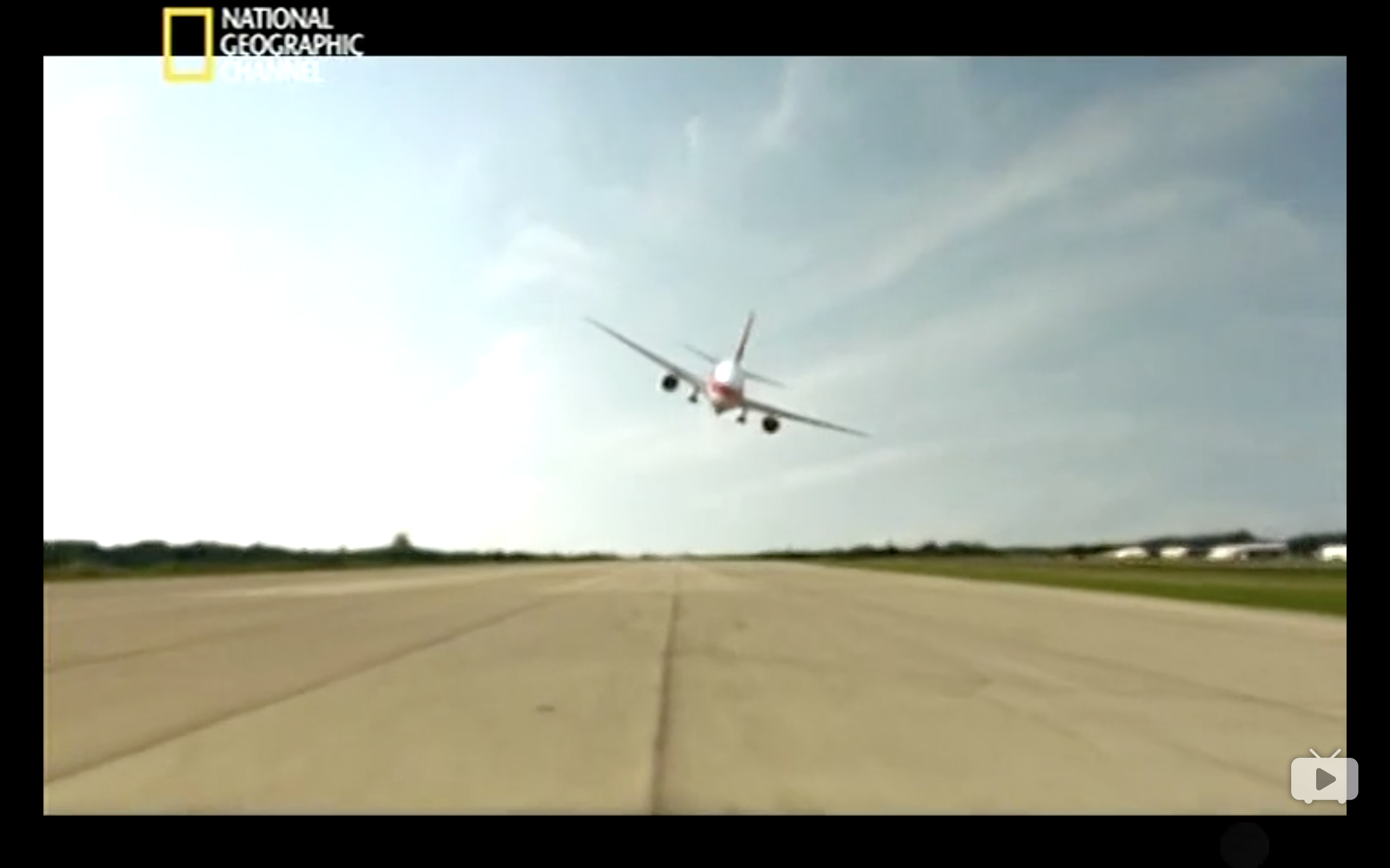 4K波音777飞机机场降落视频素材下载,正版实拍4K波音777飞机机场降落视频素材网站_凌点视频素材网