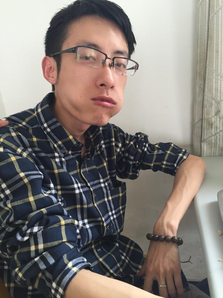 请问我的朋友何方怎么能长胖?