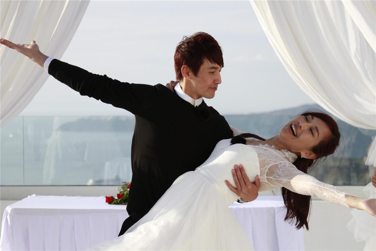 《鲁豫的礼物》上演别样婚礼  陈松伶骑驴娶夫