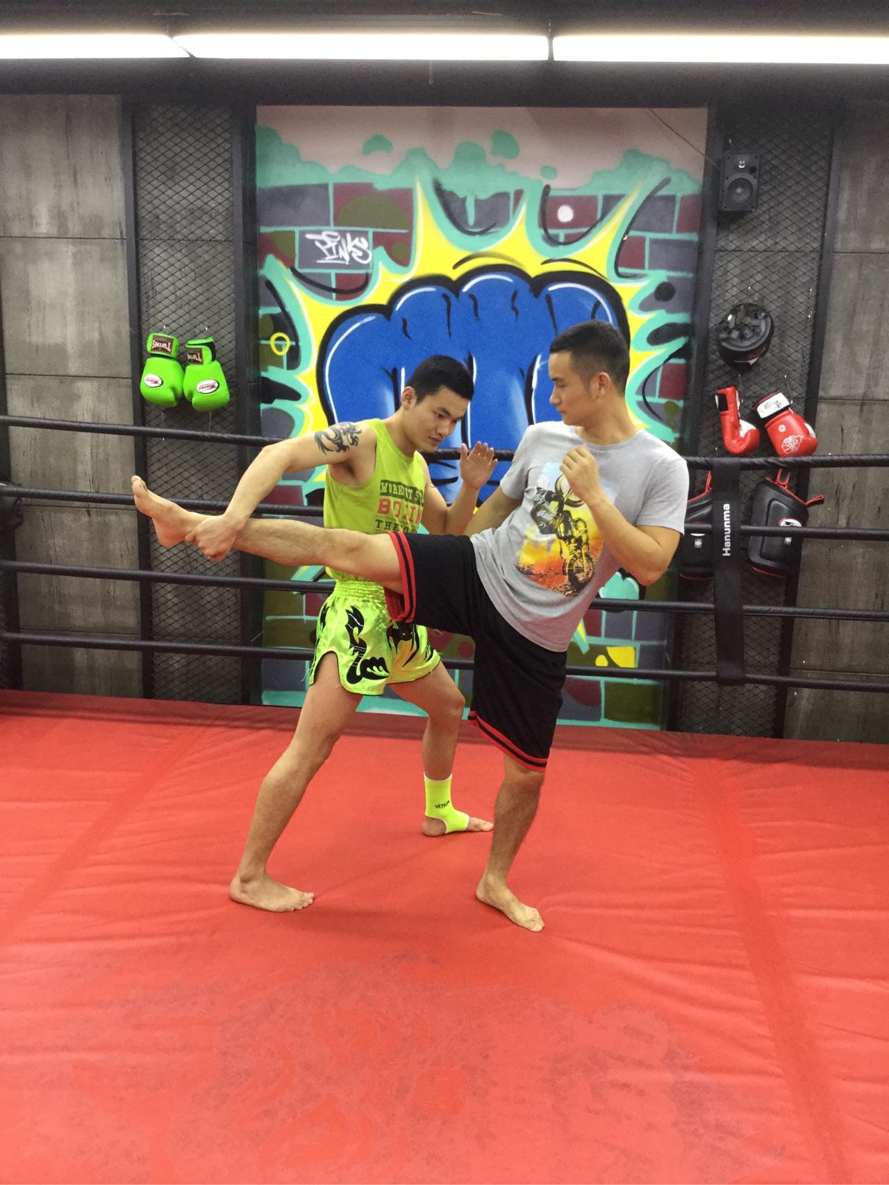 让对方的力量消失于无形接腿技术