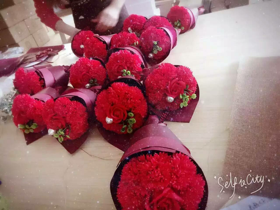 母亲节和妈妈生日送什么礼物比较特别呢? - 吖