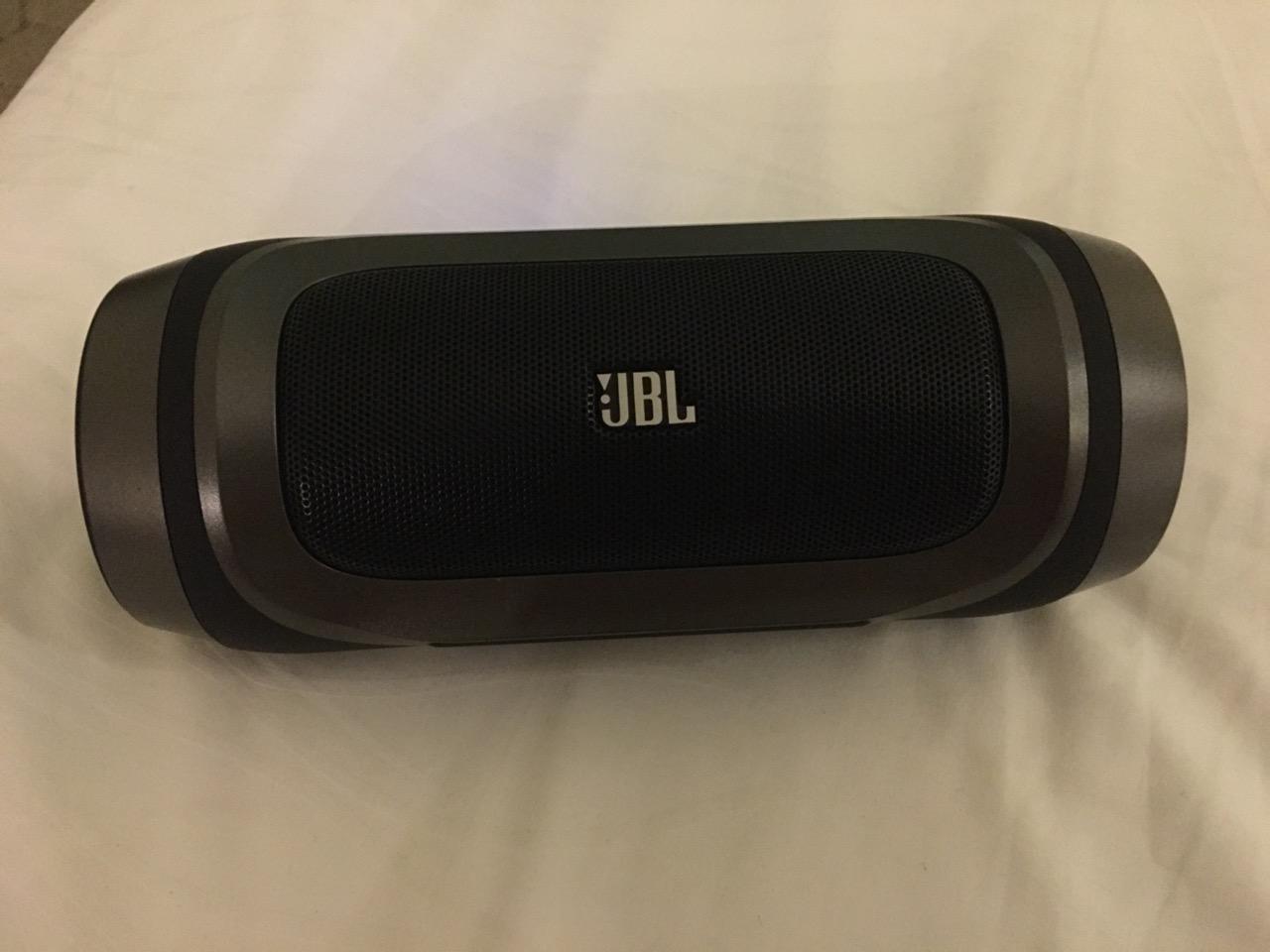 想买个家用蓝牙音箱,beats JBL BOSE 这三个牌