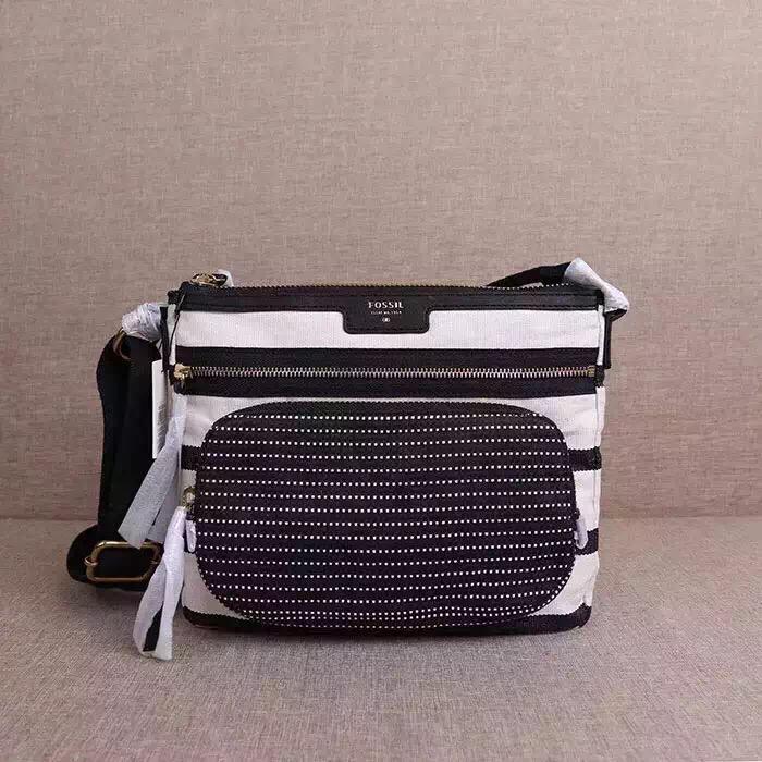 大学生想买一个轻奢包,kate spade,rebecca mi