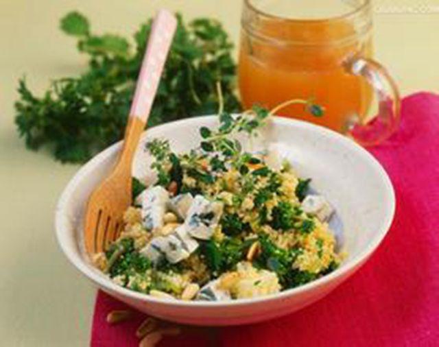 有凉拌,汤菜,烤菜,荨麻汁,饮料和调料等