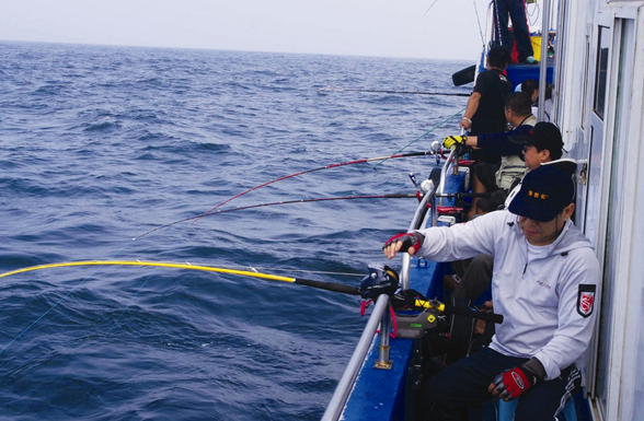 毛里求斯深海钓鱼一日游垂钓者天堂的一片海