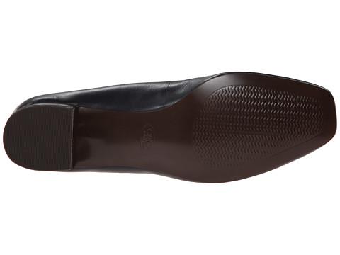 高跟鞋怎么走路比较舒服 e98f778c68d6e68034b0795f335ee478_r.jpg