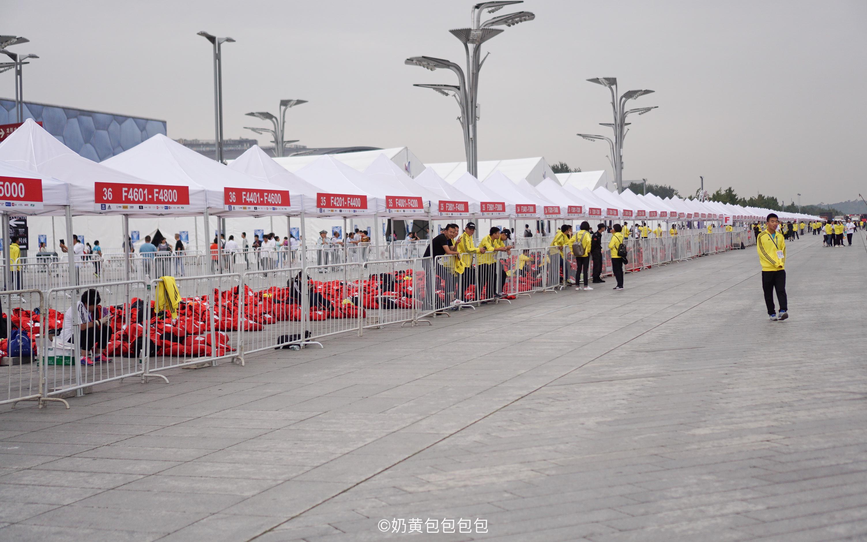 2016北京马拉松:经历多年尴尬的吐槽后,36岁的北马正在赢回人心