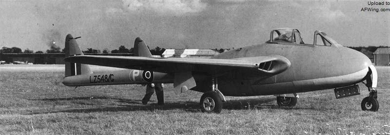 为什么苏 27 歼 10 F16 等战斗机发动机进气口