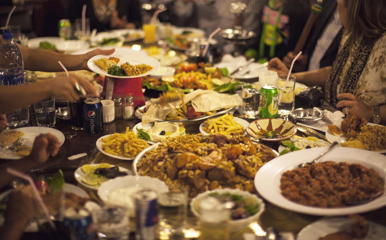 我也不知道我为什么要在约旦吃叙利亚菜..|约旦|叙利亚|餐厅_新浪新闻