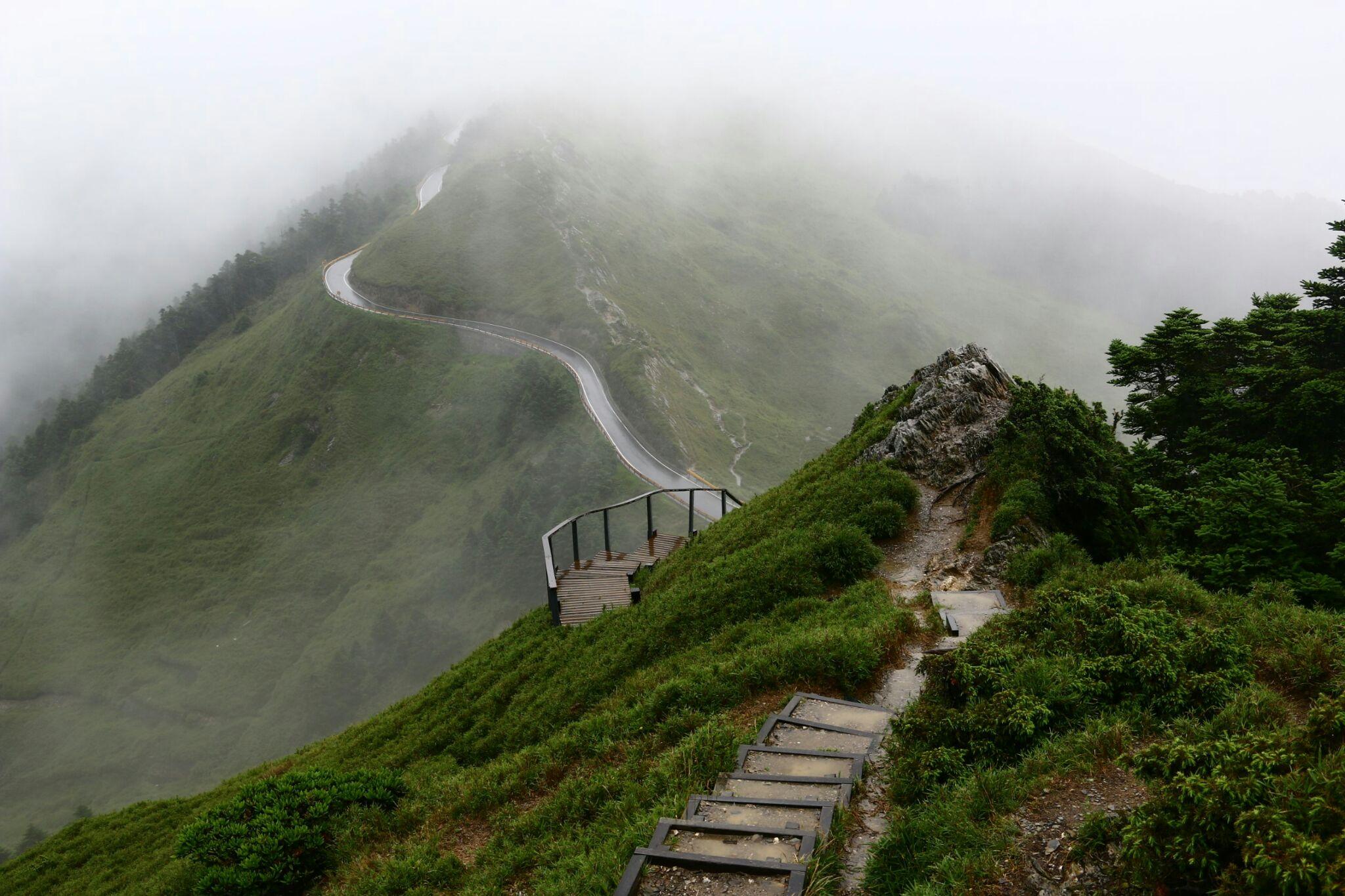 易亲近的台湾百岳