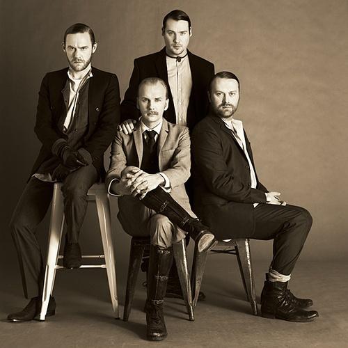 今天将介绍的是我高中最爱的乐队--kent.在不久前,kent宣布将出最后一