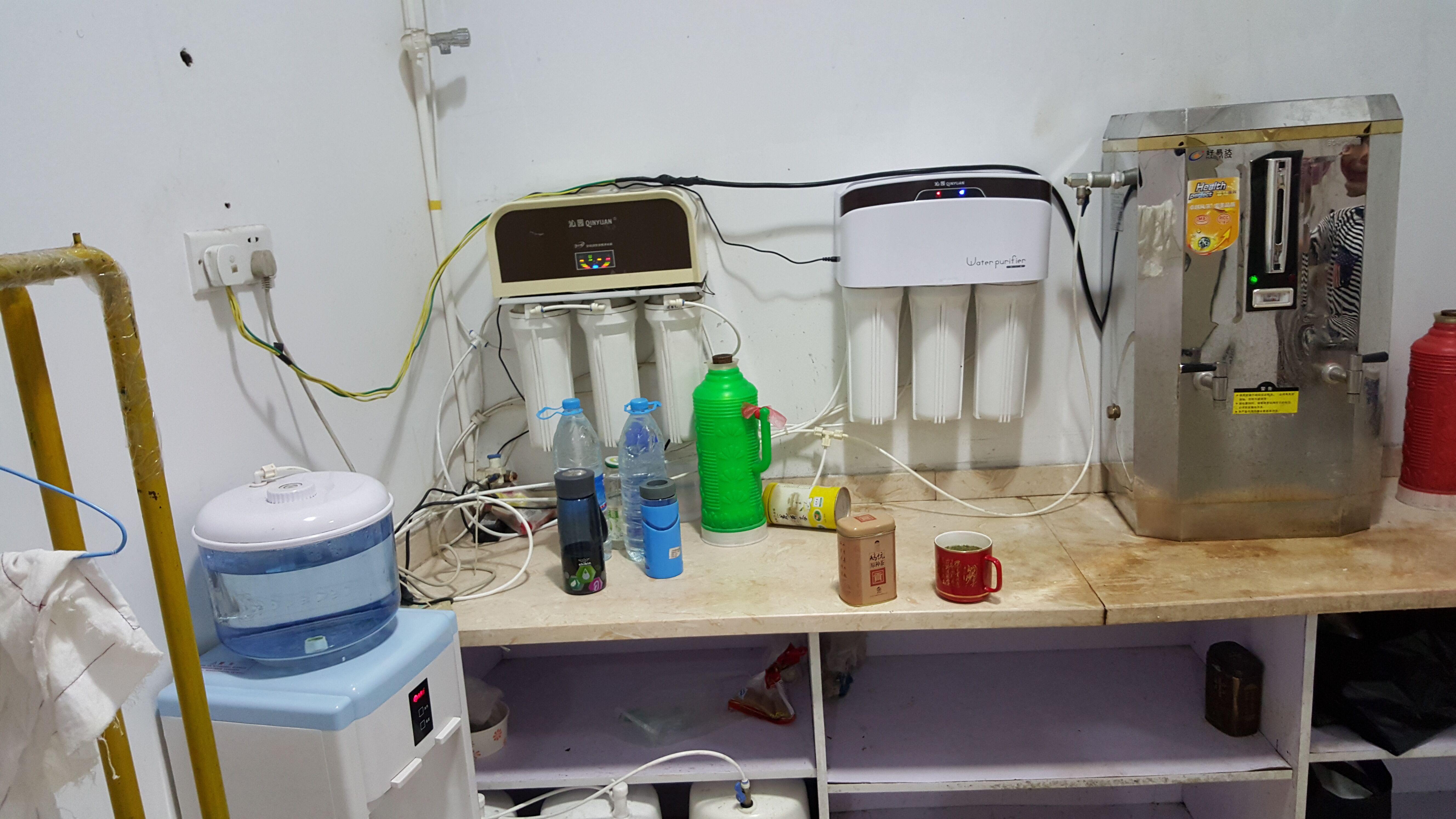 一个年产值两千万但是净利润只有几十万的服装