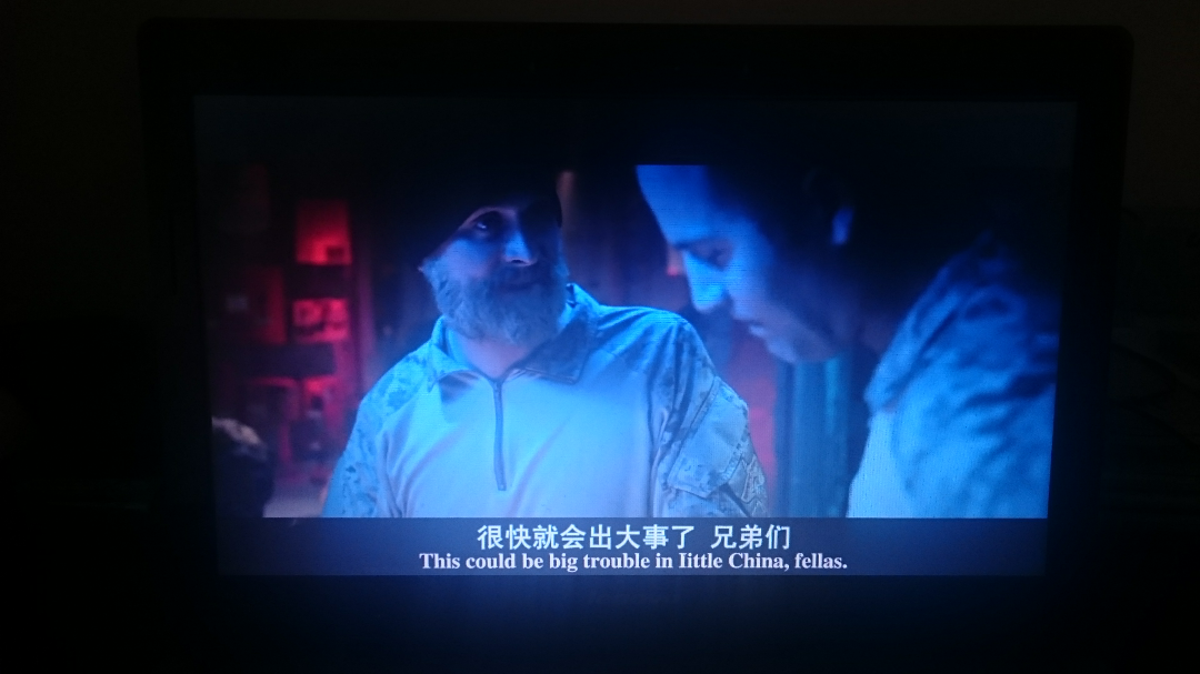 在看勇者行动,英文里有little China,具体啥意思?