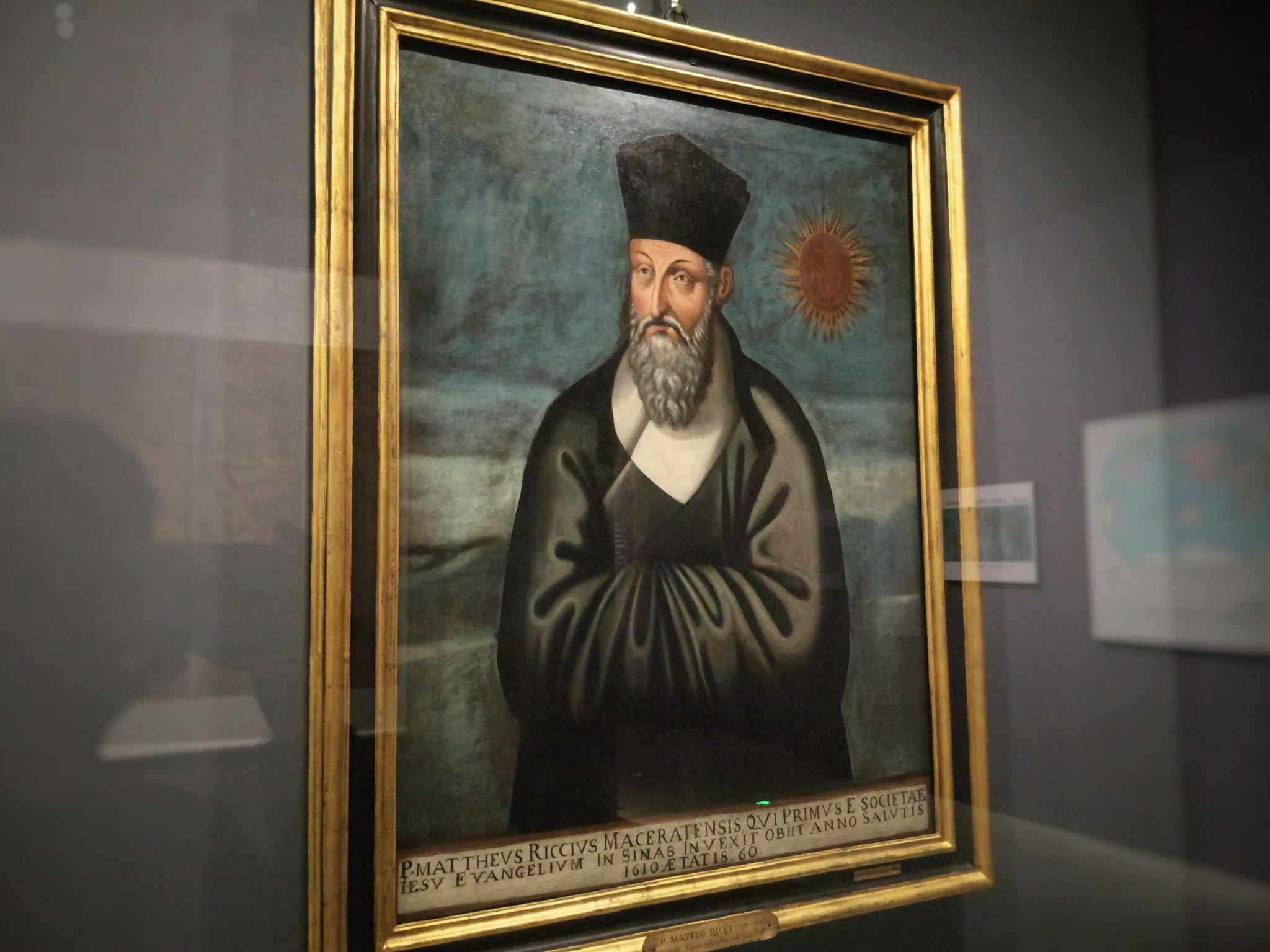 利玛窦像(1610年)-意大利罗马耶稣教堂《两仪玄览图》(1603年)-辽宁省