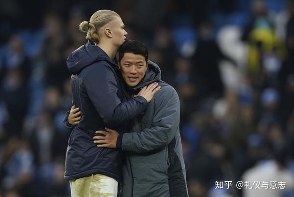 哈兰德对决维尼修斯