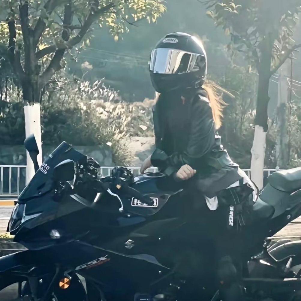 一米七的美女
