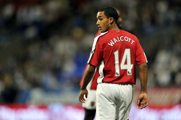 沃尔科特:加盟阿森纳是我做过最好的决定之一 范佩西要比亨利强