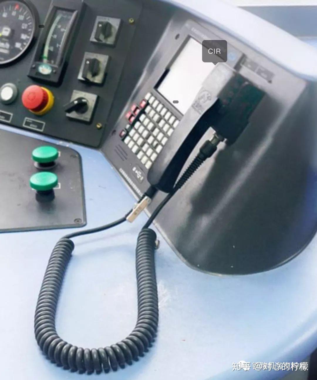 机车综合无线通信设备(cir)是铁路无线列调通信系统机车电台的升级