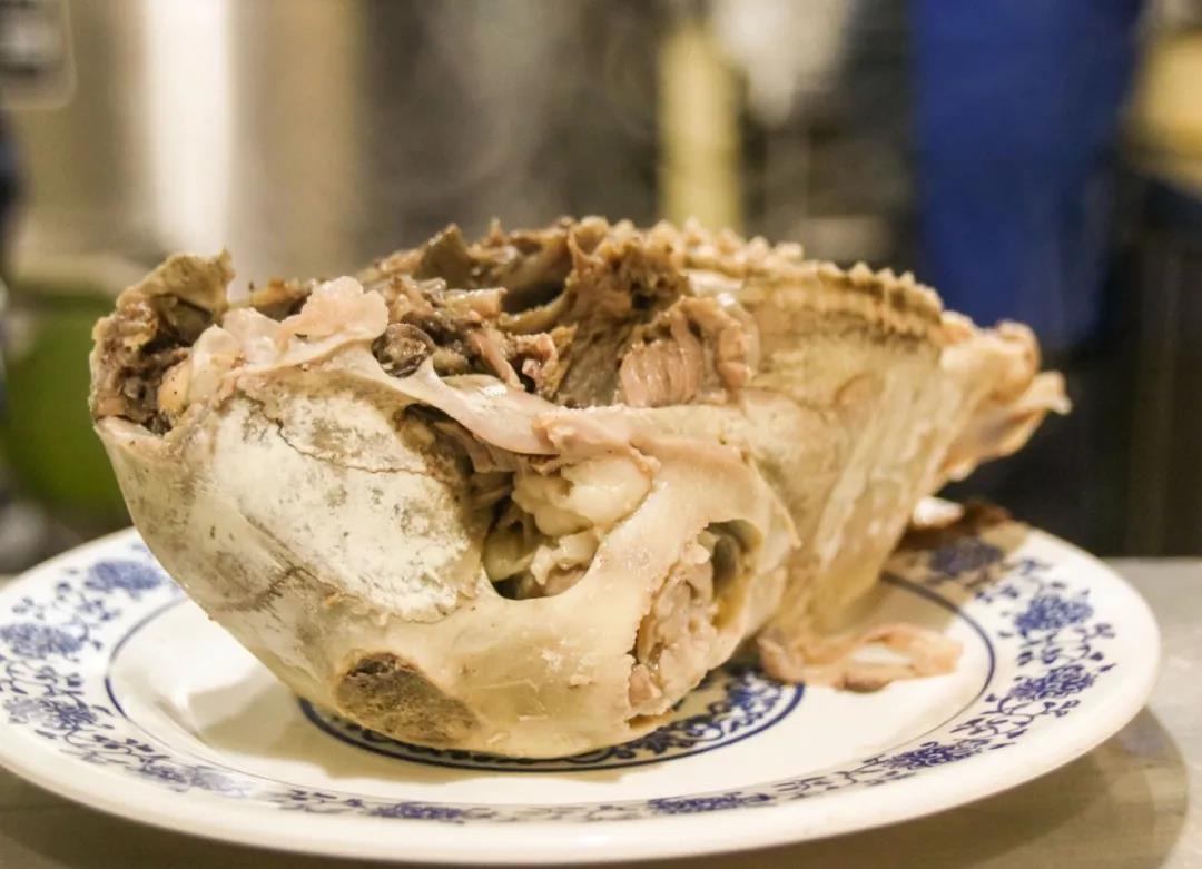 守味人七旬老人专做羊杂二十余载只为守住兰州老味道