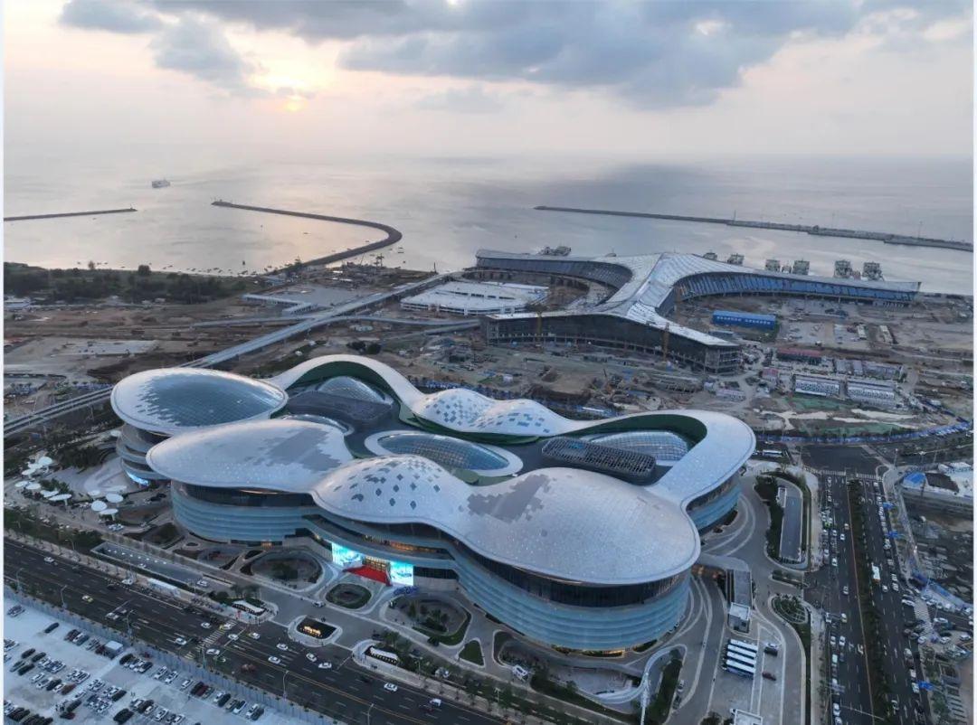 当之无愧的城市新名片：海口国际免税城 - 知乎