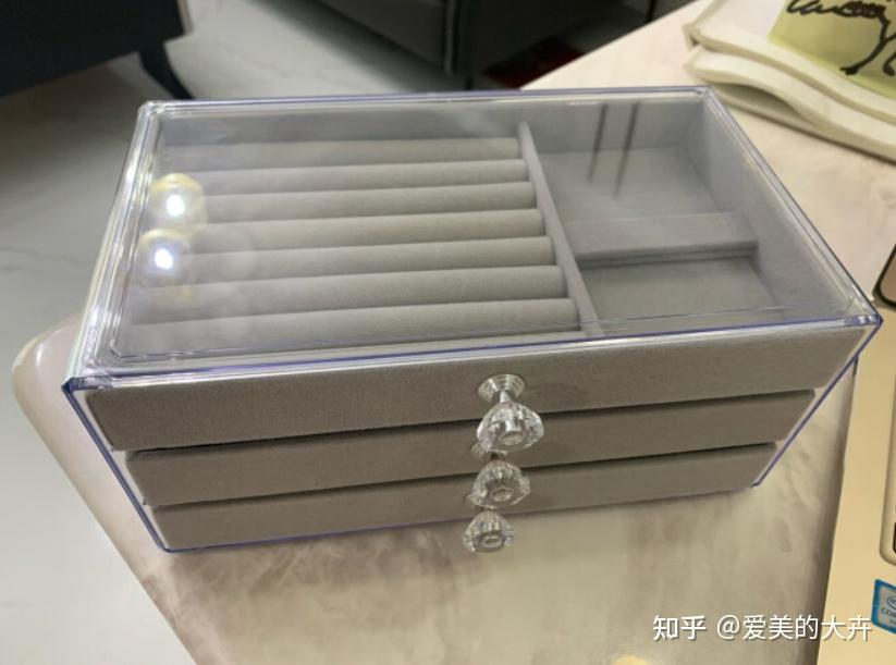2024年首饰盒推荐,有什么首饰盒品牌,首饰盒有必要买吗?首饰盒都是什么材质,首饰盒能防氧化吗?买什么样的首饰盒比较好?(5月更新)