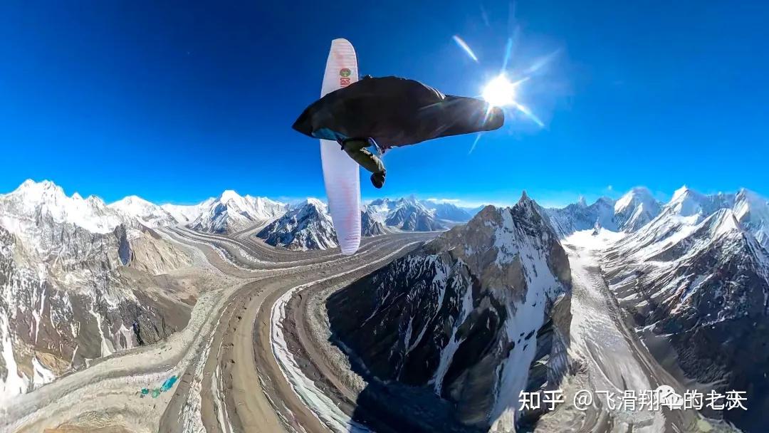 8407米antoine再创滑翔伞世界纪录无氧飞越布洛阿特峰