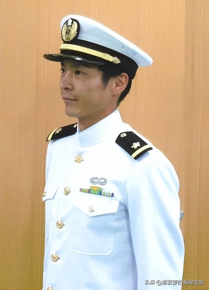 日本海上自卫队制服详解