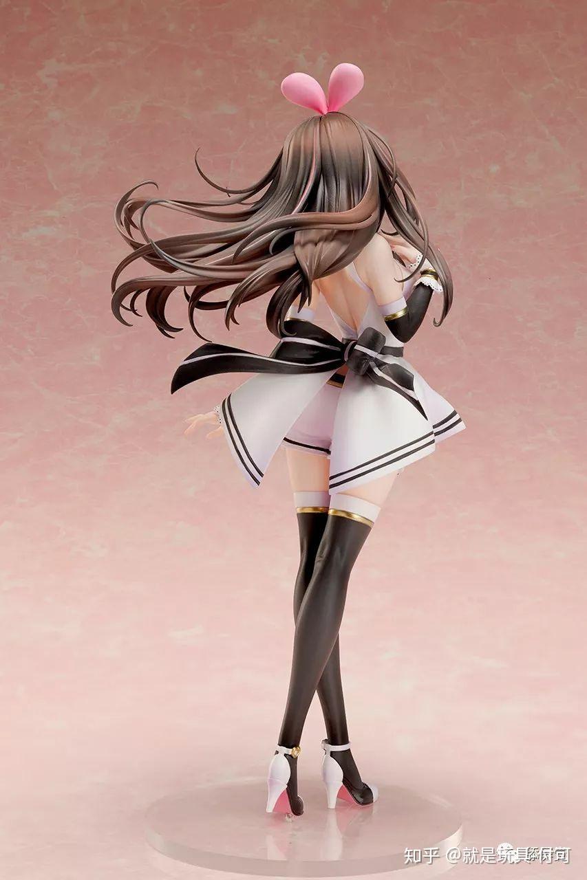 stronger爱酱新造型发布其中一款好像在说花q