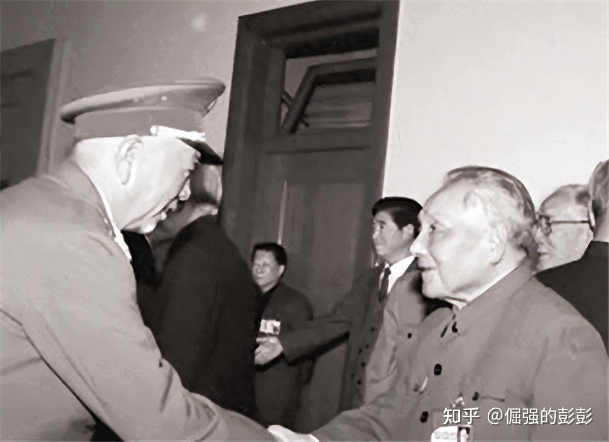 杨尚昆退下来后，他的弟弟接班，成最后一任中央军委秘书长 - 知乎