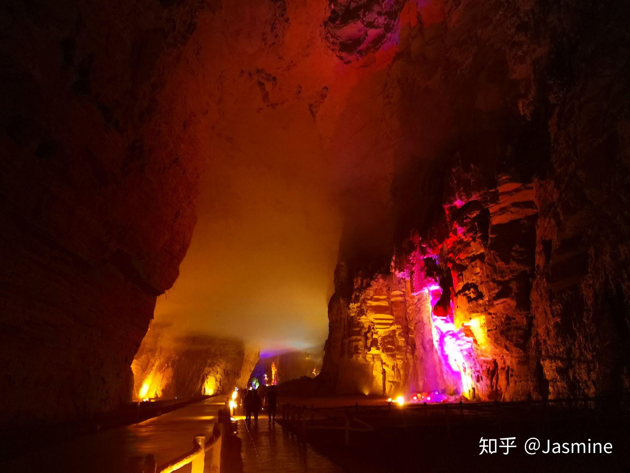 【携程攻略】利川腾龙洞风景区景点,之所以选择腾龙洞，主要是因为该洞在《中国国家地理》评选的中国最美…