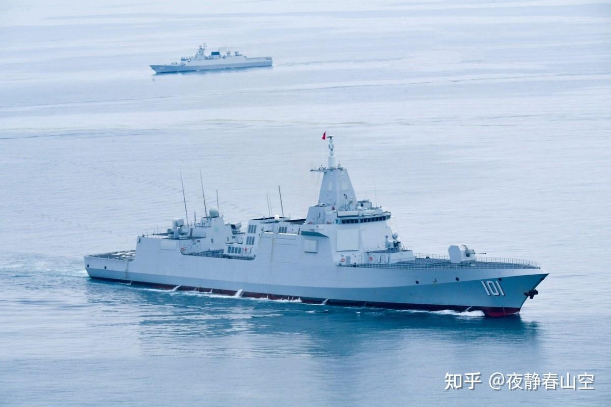 正面挑战中国日本军舰突然横穿南沙群岛解放军就在不远处