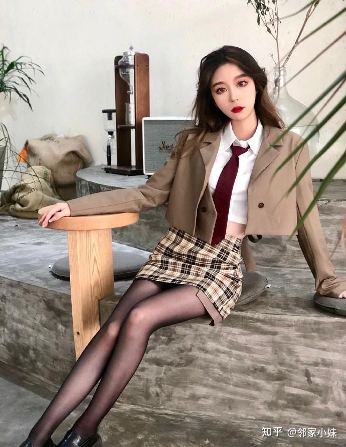 女朋友坐腿杀对男生的杀伤力有多大