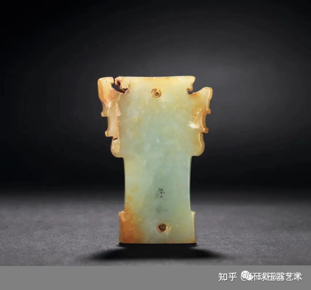 北京保利黄玉凤首神面人形像斩获2357.5万！ - 知乎