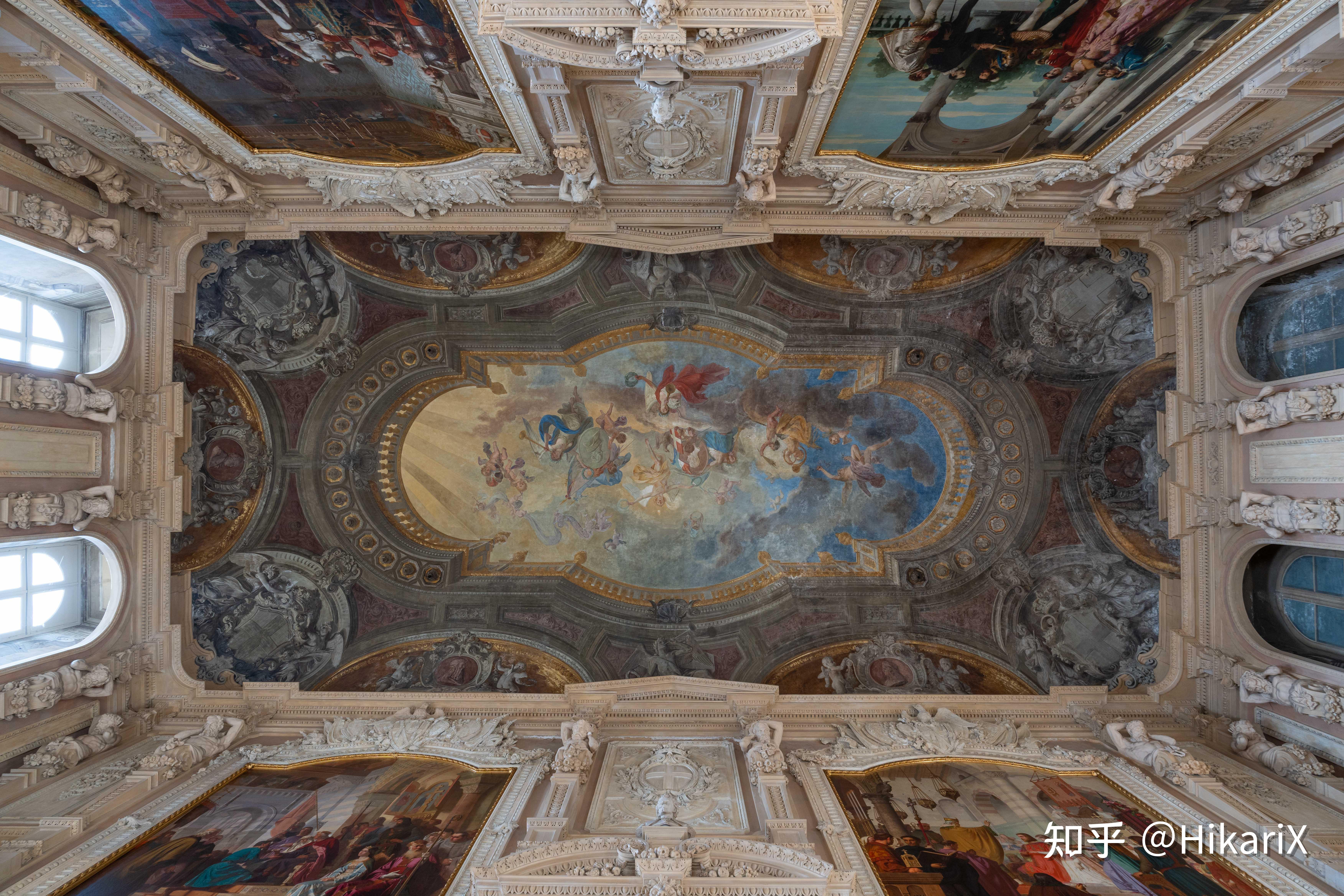 再往前走,則是都靈皇宮博物館(musei reali torino).