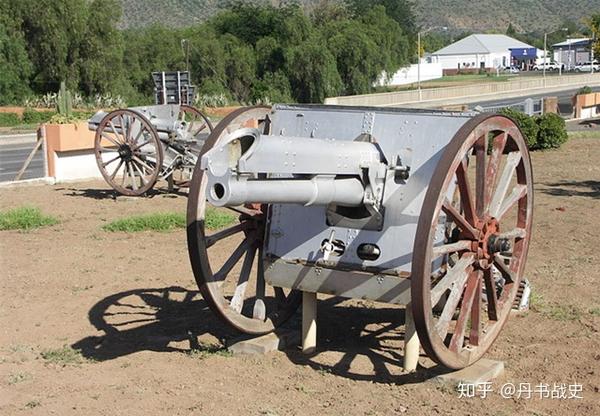 英国blc15磅炮,这独特的造型,就像炮管被砍断了一样