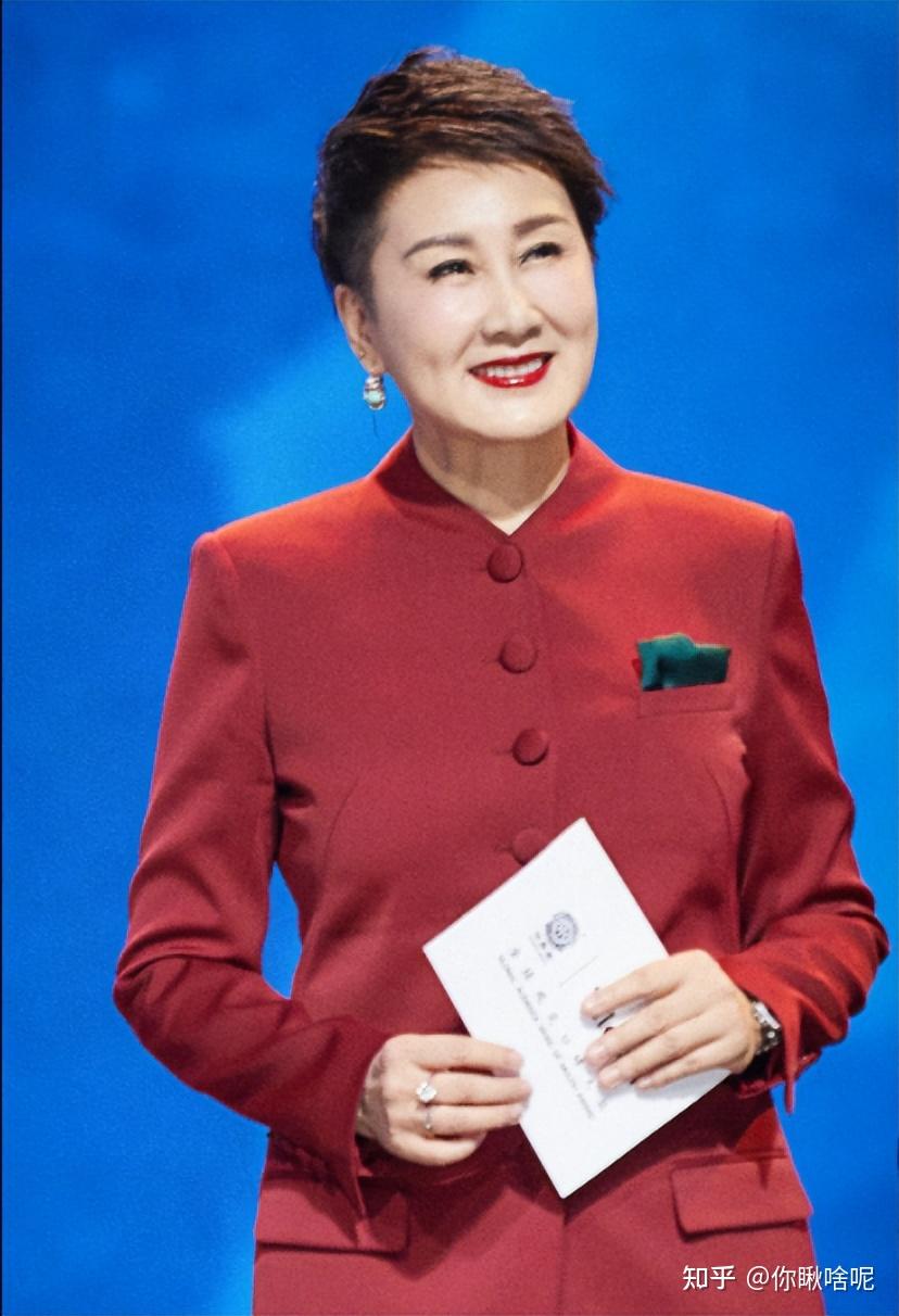演员张凯丽：34岁嫁圈外老公，婚后生一女，如今女儿成了她的骄傲 - 知乎