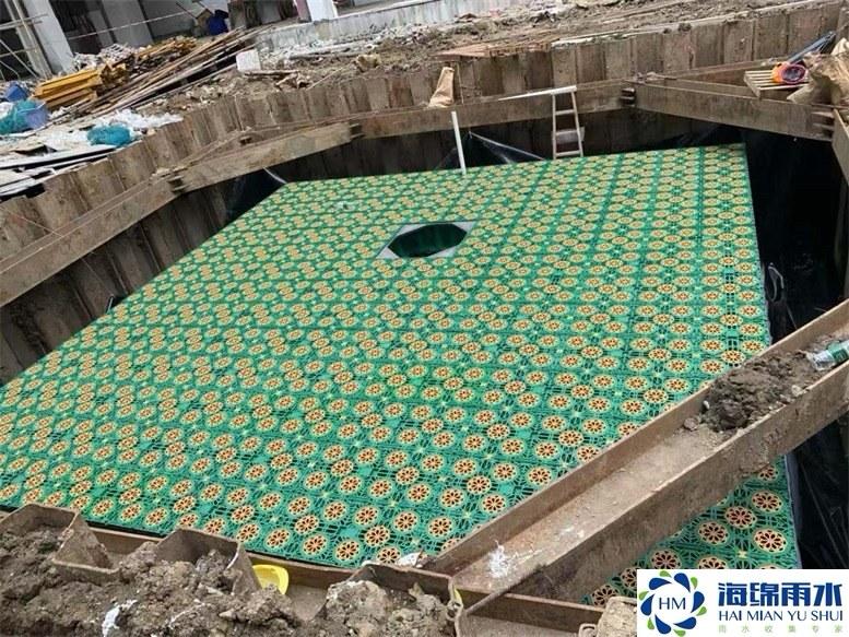 雨水收集处理系统 v2-02d0352ea2f799c75c5f2d3557a70332_1440w.jpg?source=172ae18b