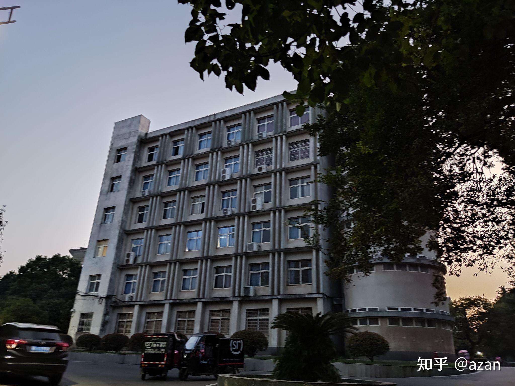 湖北科技学院咸安校区怎么样