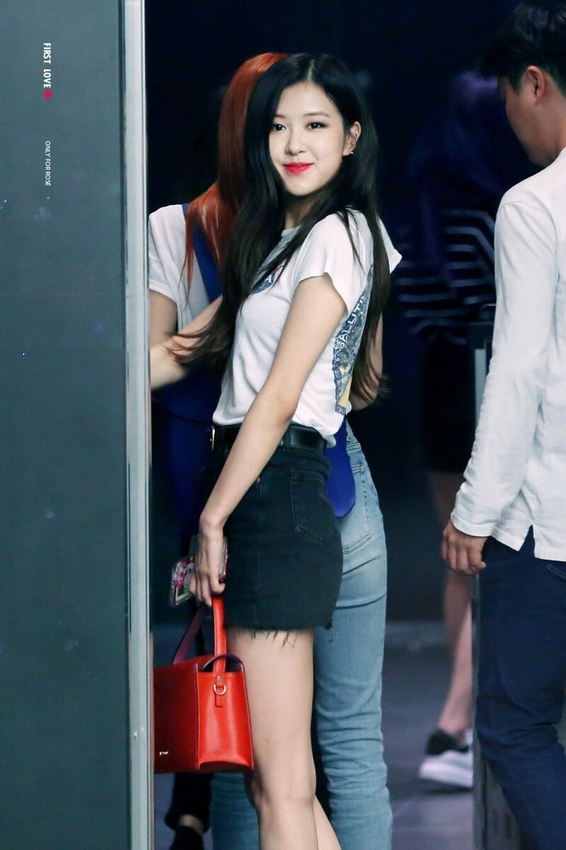 想看现在的朴彩英黑发的样子? - 知乎