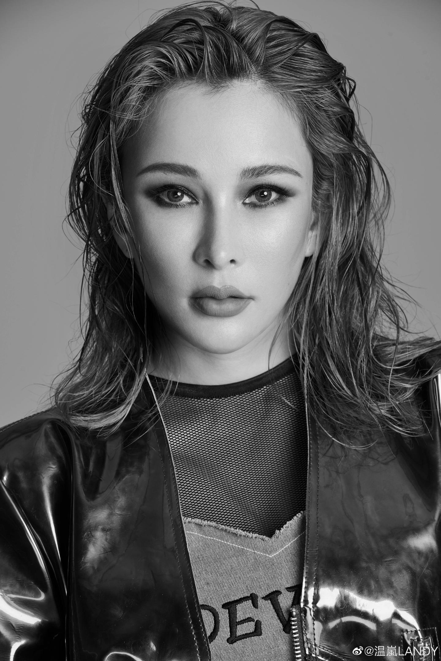 怎么找温岚翻包商业授权媒体pr植入合作