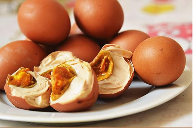 麻将鸡蛋原来真是用麻酱做的简直是鸡蛋里的土豪啊