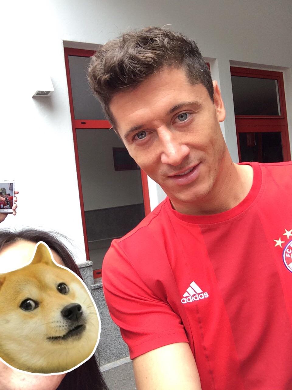 长得帅的足球明星有哪些?