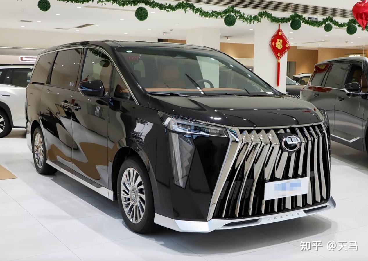 年轻人首台 MPV 闭眼冲!1 字头性价比杀疯了!