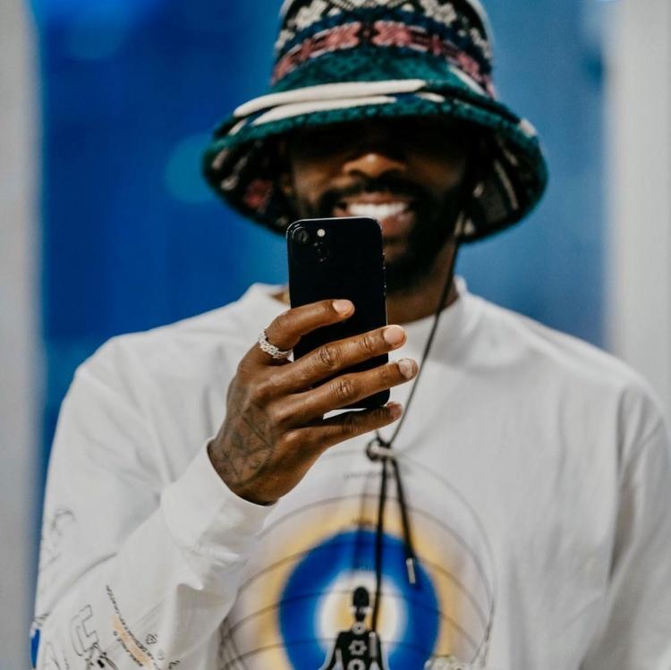 欧文ins晒多图我们建立自己的部落打破了这里世代的诅咒