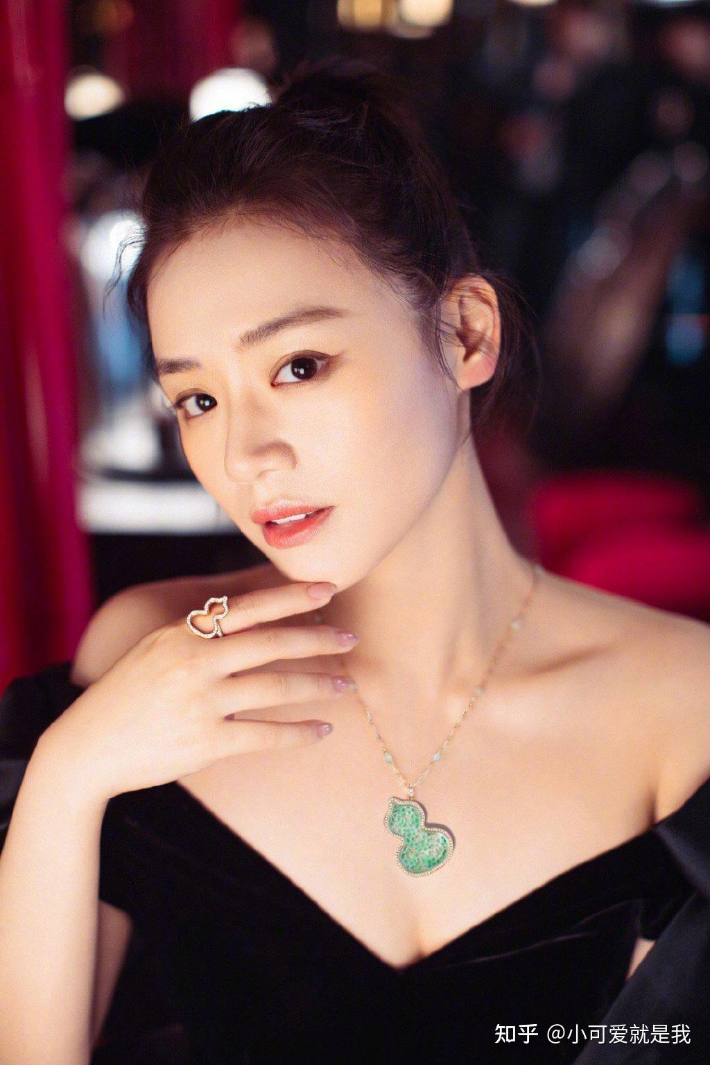 何晋龙解读马思纯的颜值分析